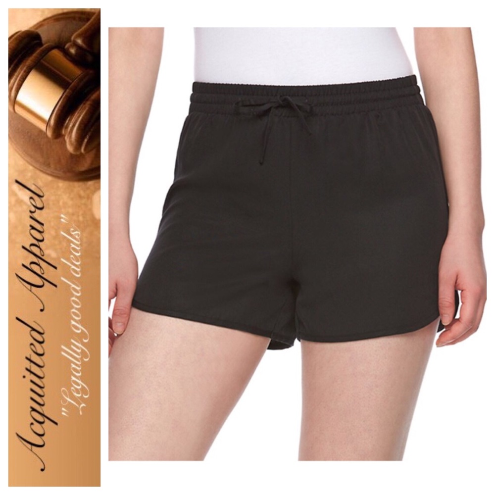 🆕 Juicy Couture Black Jogger Shorts